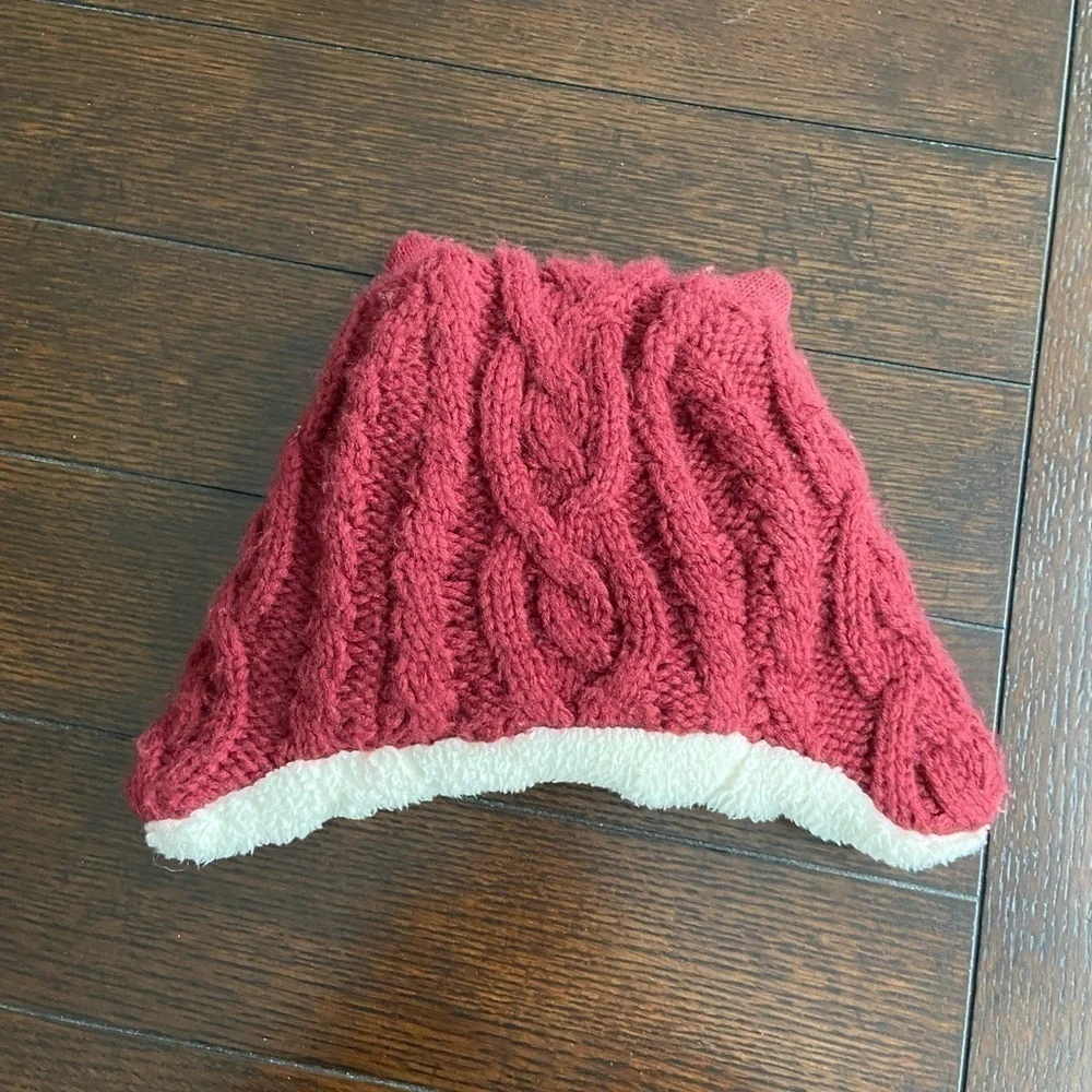 Boys Winter Hat w/ Ear Covers Maroon Cable Sweater Material Outside w/ Faux Fur